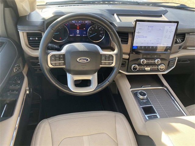 Certified 2024 Ford Expedition Limited image 16