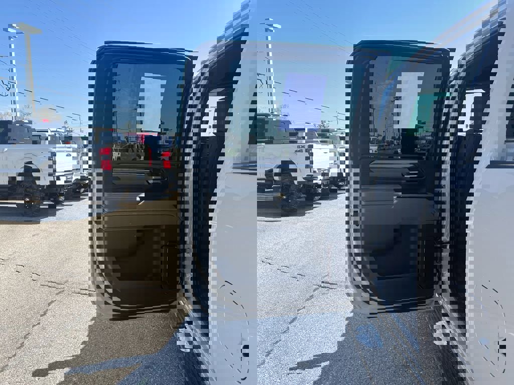 Used 2026 Chevrolet Silverado 2500 ZR2 AWD/4WD image 14