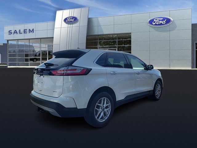 Certified 2022 Ford Edge SEL w/ Convenience Package AWD/4WD image 3