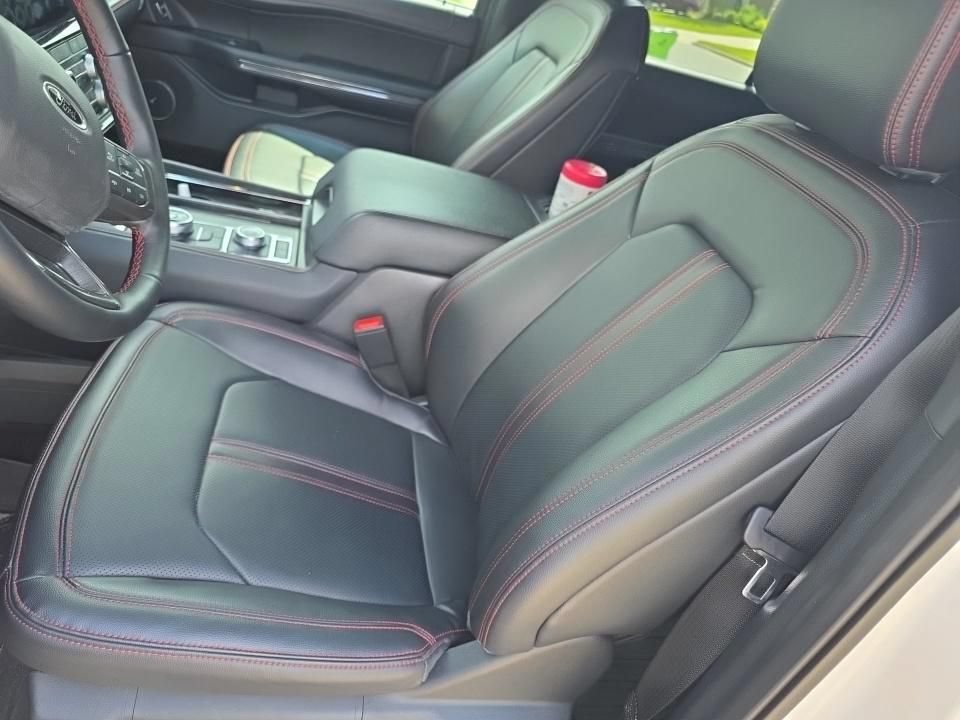 Certified 2023 Ford Expedition Limited AWD/4WD image 11