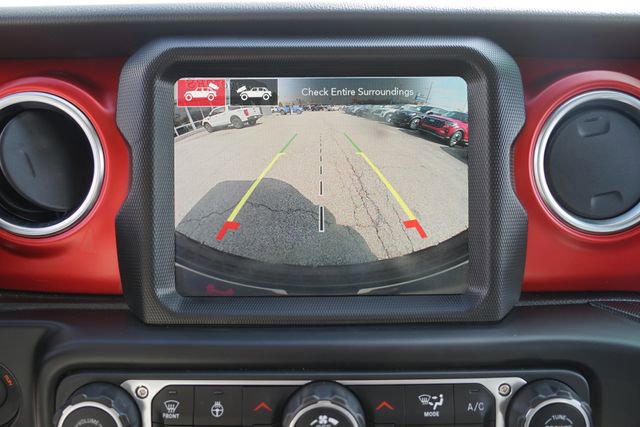 Used 2022 Jeep Wrangler Unlimited Rubicon w/ Steel Bumper Group AWD/4WD image 15
