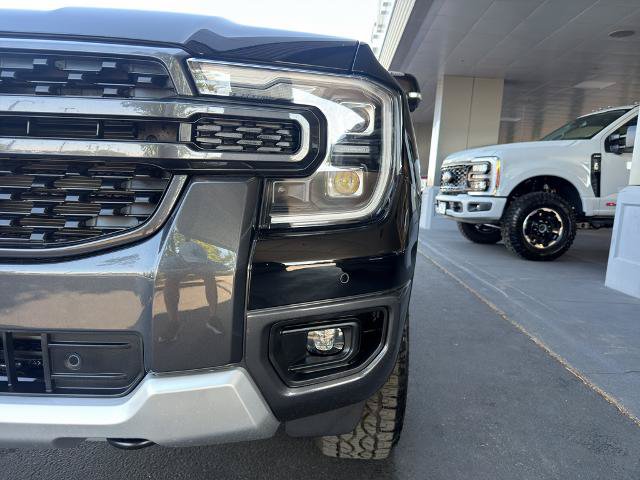 Certified 2025 Ford Ranger Lariat w/ FX4 Off-Road Package AWD/4WD image 4