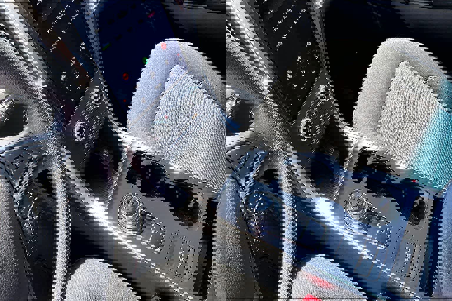 Certified 2021 Ford Edge SE FWD image 18