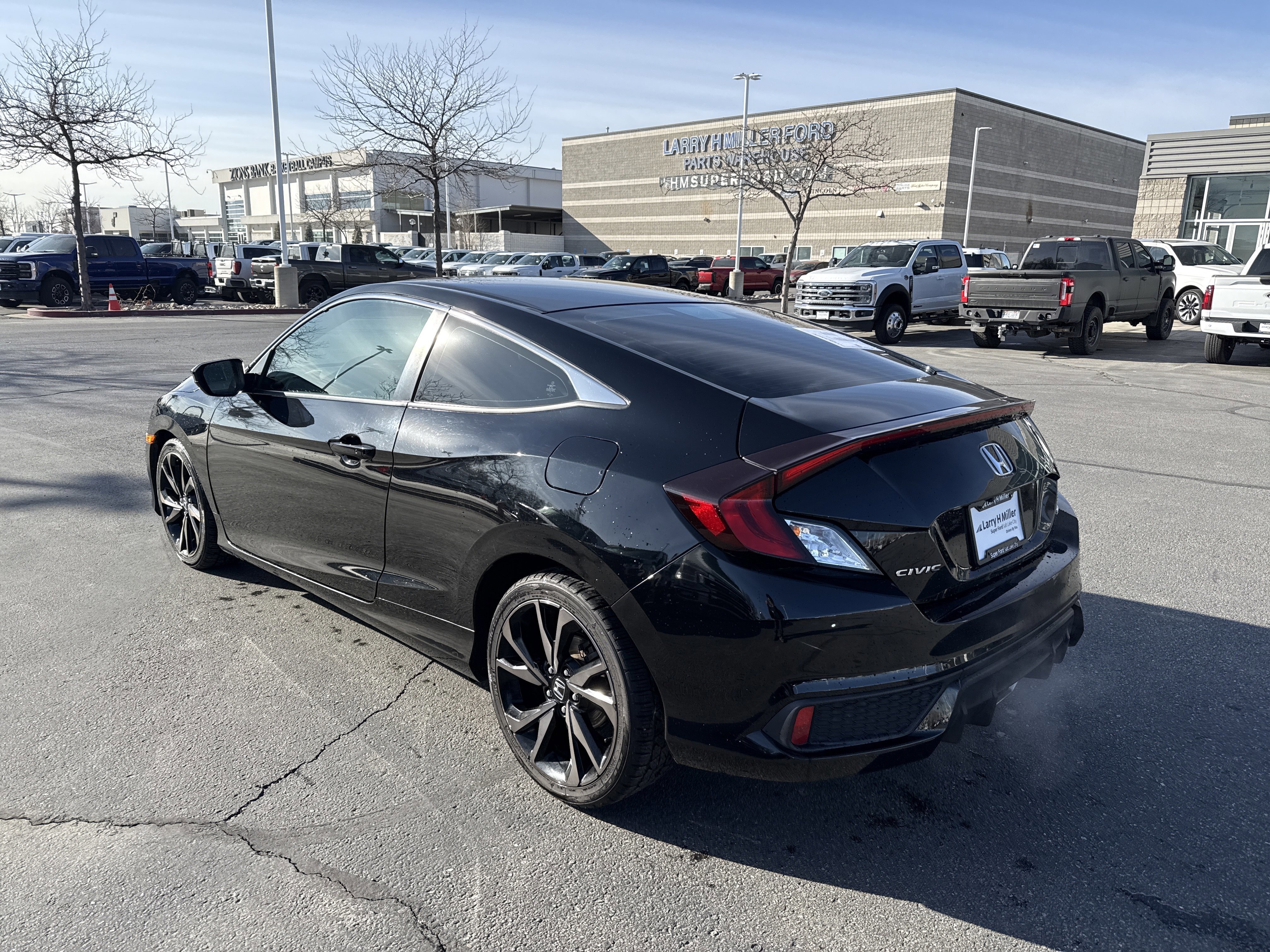 Used 2019 Honda Civic Sport image 3