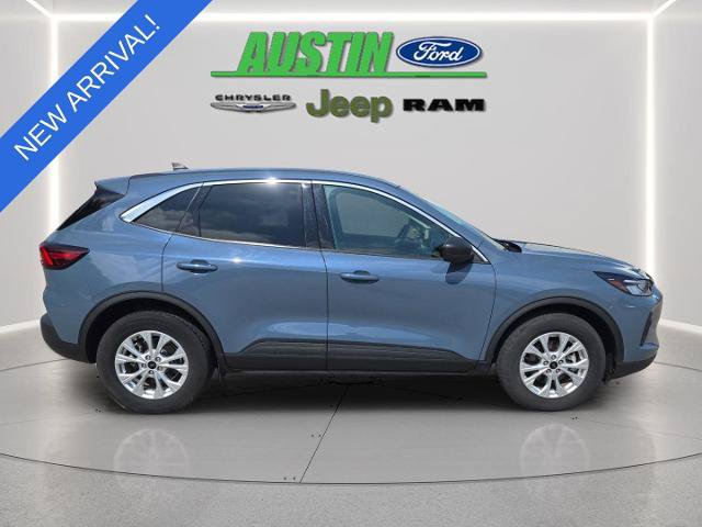 Certified 2023 Ford Escape Active AWD/4WD image 6