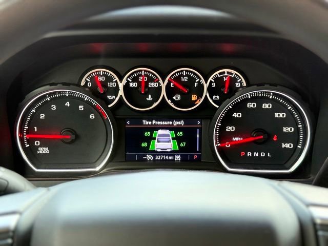 Used 2022 Chevrolet Silverado 2500 Custom w/ Custom Convenience Package AWD/4WD image 27