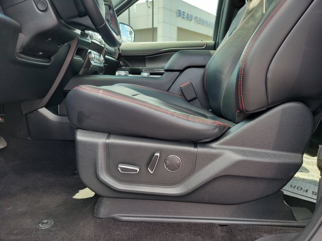 Certified 2019 Ford Expedition Limited w/ Equipment Group 303A AWD/4WD image 19
