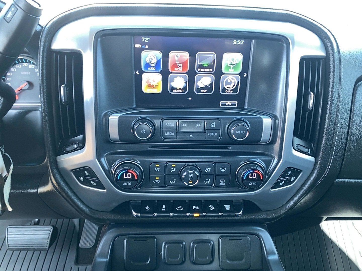 Used 2018 GMC Sierra 3500 SLT w/ Duramax Plus Package AWD/4WD image 16