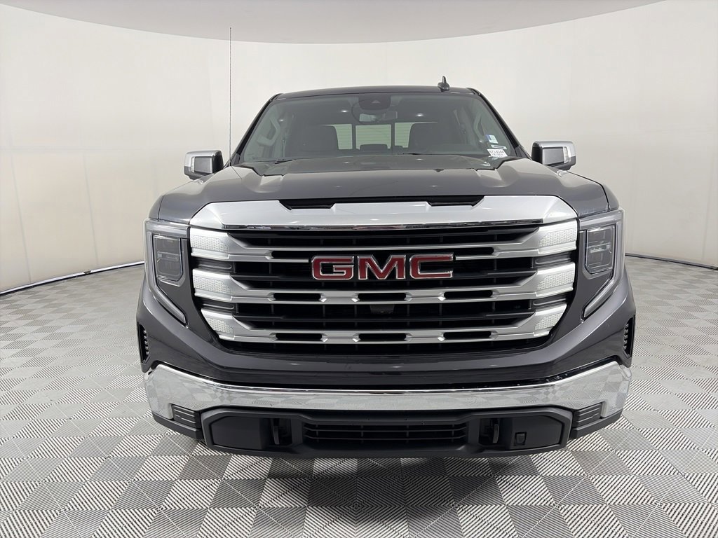 Used 2023 GMC Sierra 1500 SLE w/ Preferred Package image 7