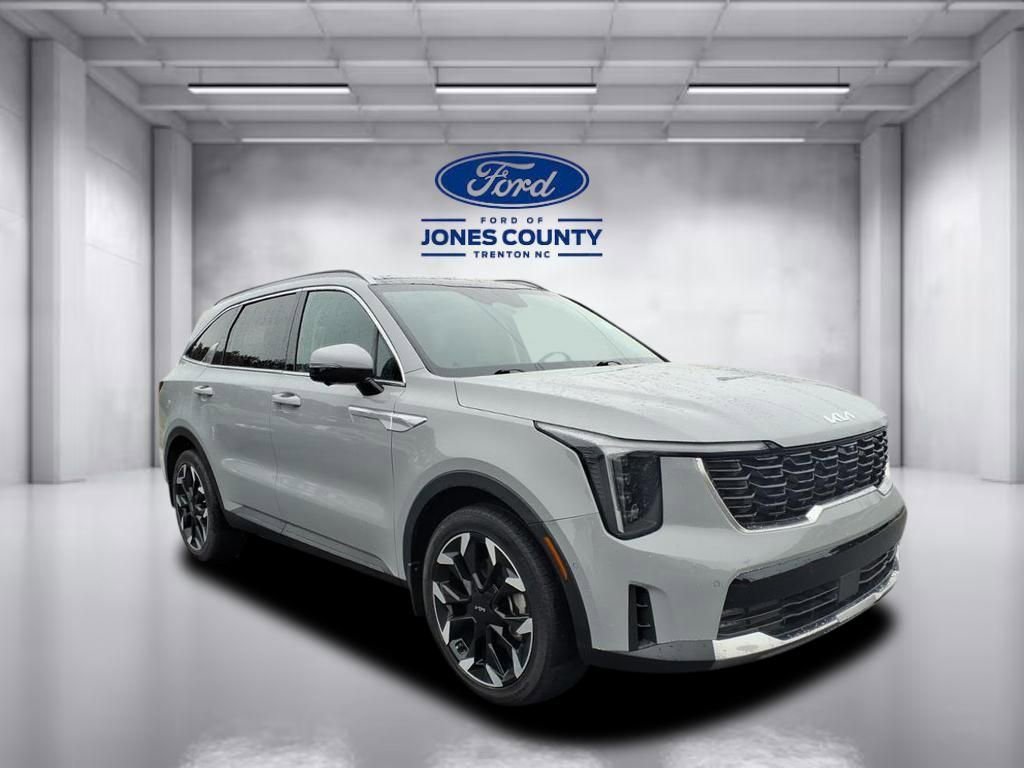 Used 2024 Kia Sorento SX
