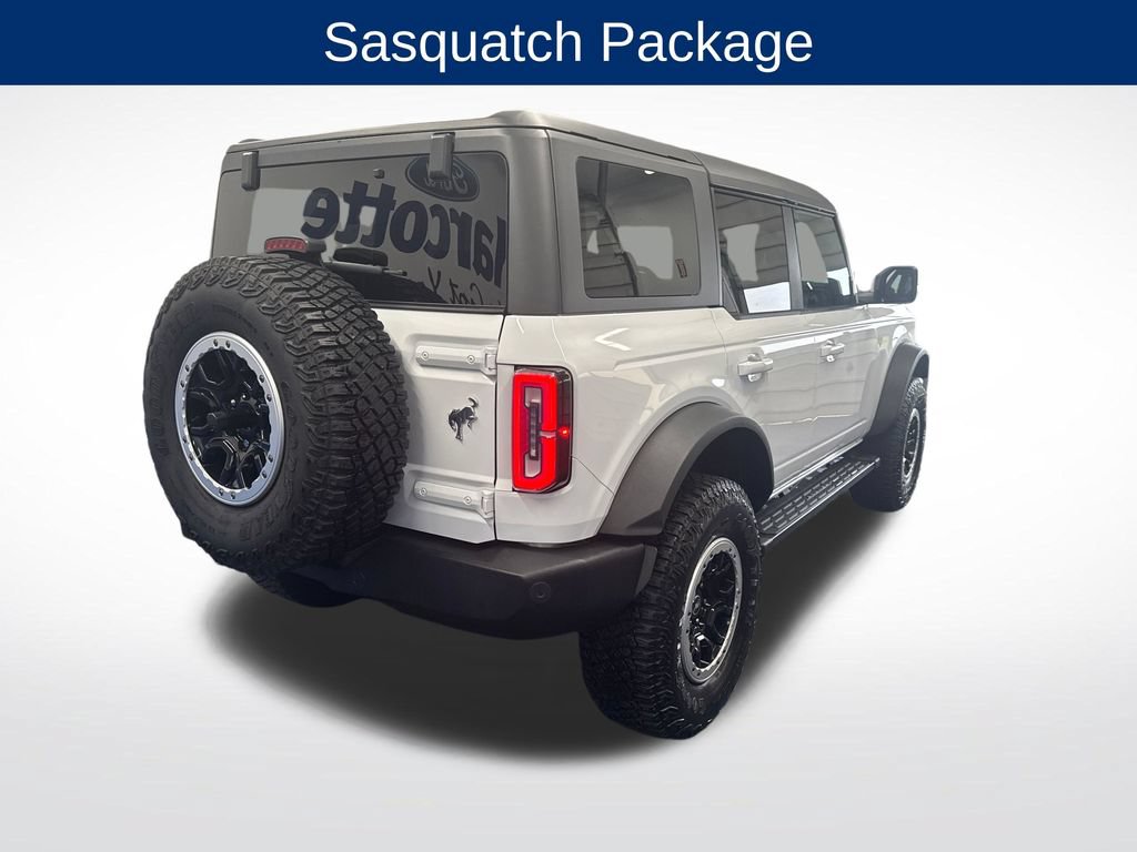 Certified 2022 Ford Bronco Outer Banks w/ Sasquatch Package AWD/4WD image 5