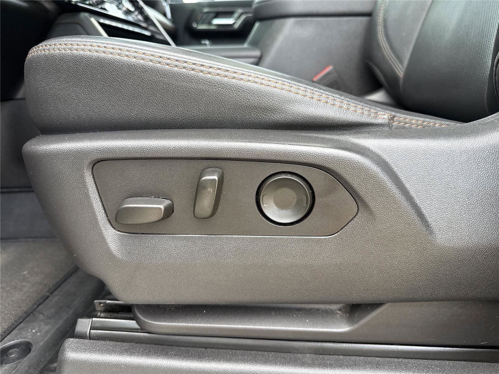 Used 2024 GMC Sierra 2500 AT4 w/ AT4 Premium Plus Package image 26