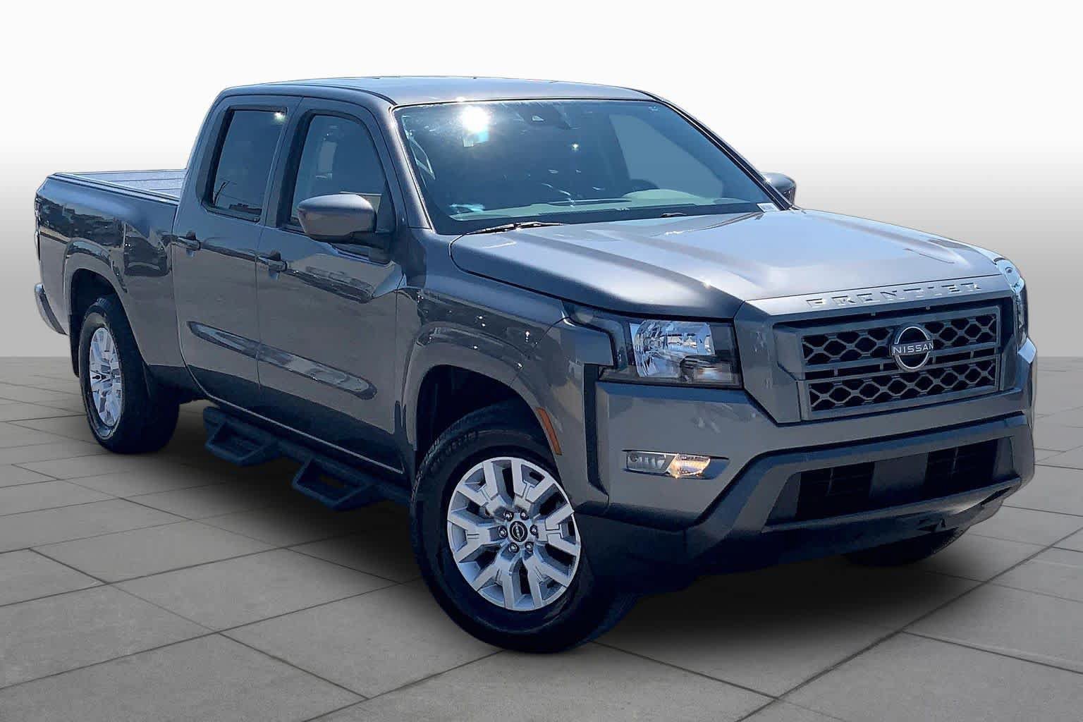 Used 2022 Nissan Frontier SV w/ Technology Package RWD image 3