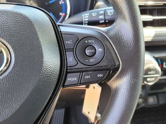 Used 2024 Toyota RAV4 LE AWD/4WD image 26