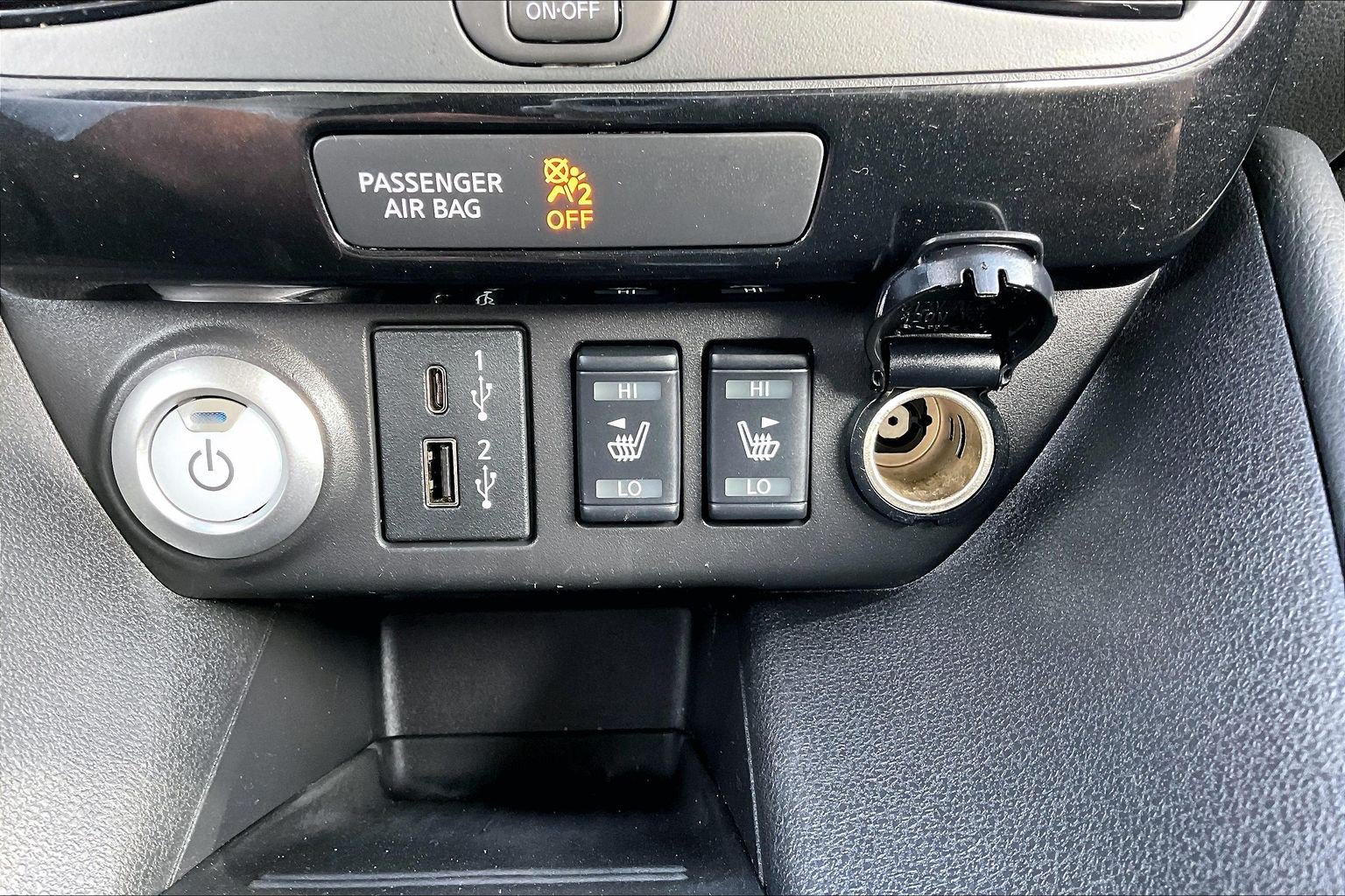 Used 2022 Nissan Leaf SV w/ SV Technology Package FWD image 33