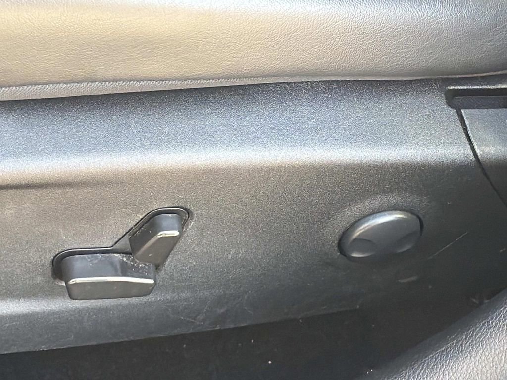 Used 2022 Chrysler 300 S image 21