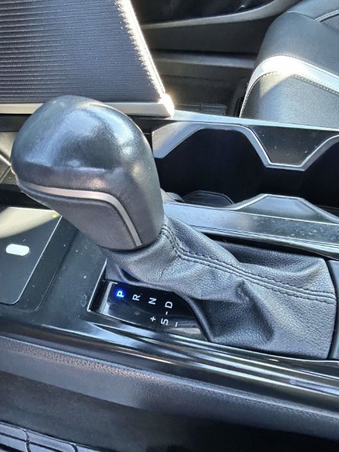 Used 2025 Toyota Camry SE FWD image 28