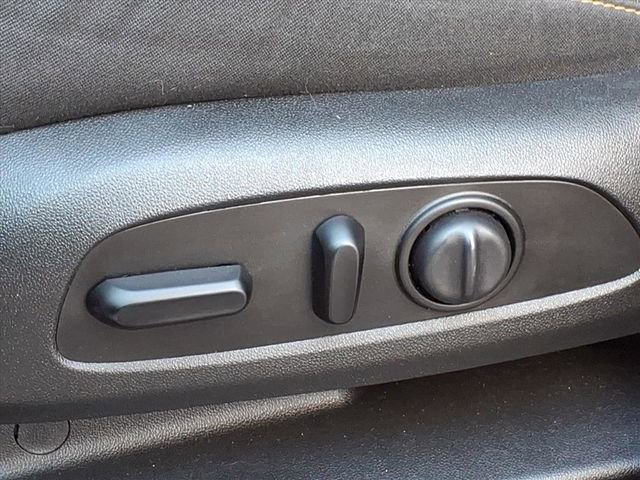 Used 2020 Chevrolet Equinox LT AWD/4WD image 13