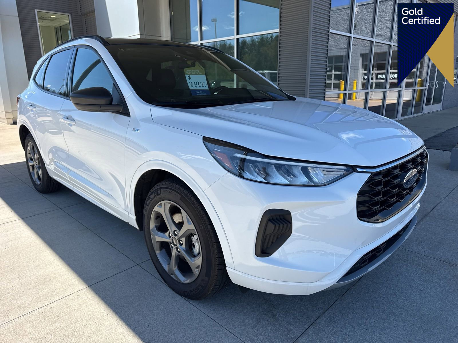 Certified 2023 Ford Escape ST-Line w/ Tech Pack #1 AWD/4WD image 1