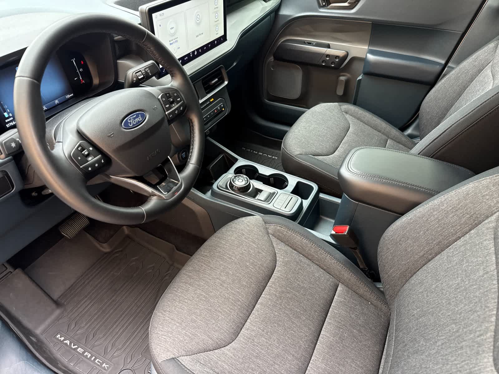 Certified 2025 Ford Maverick XLT w/ XLT Luxury Package AWD/4WD image 11