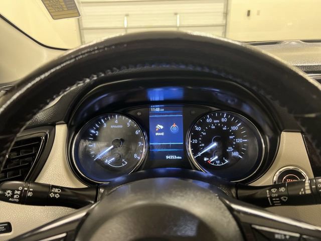 Used 2022 Nissan Rogue Sport SV w/ Technology Package image 16