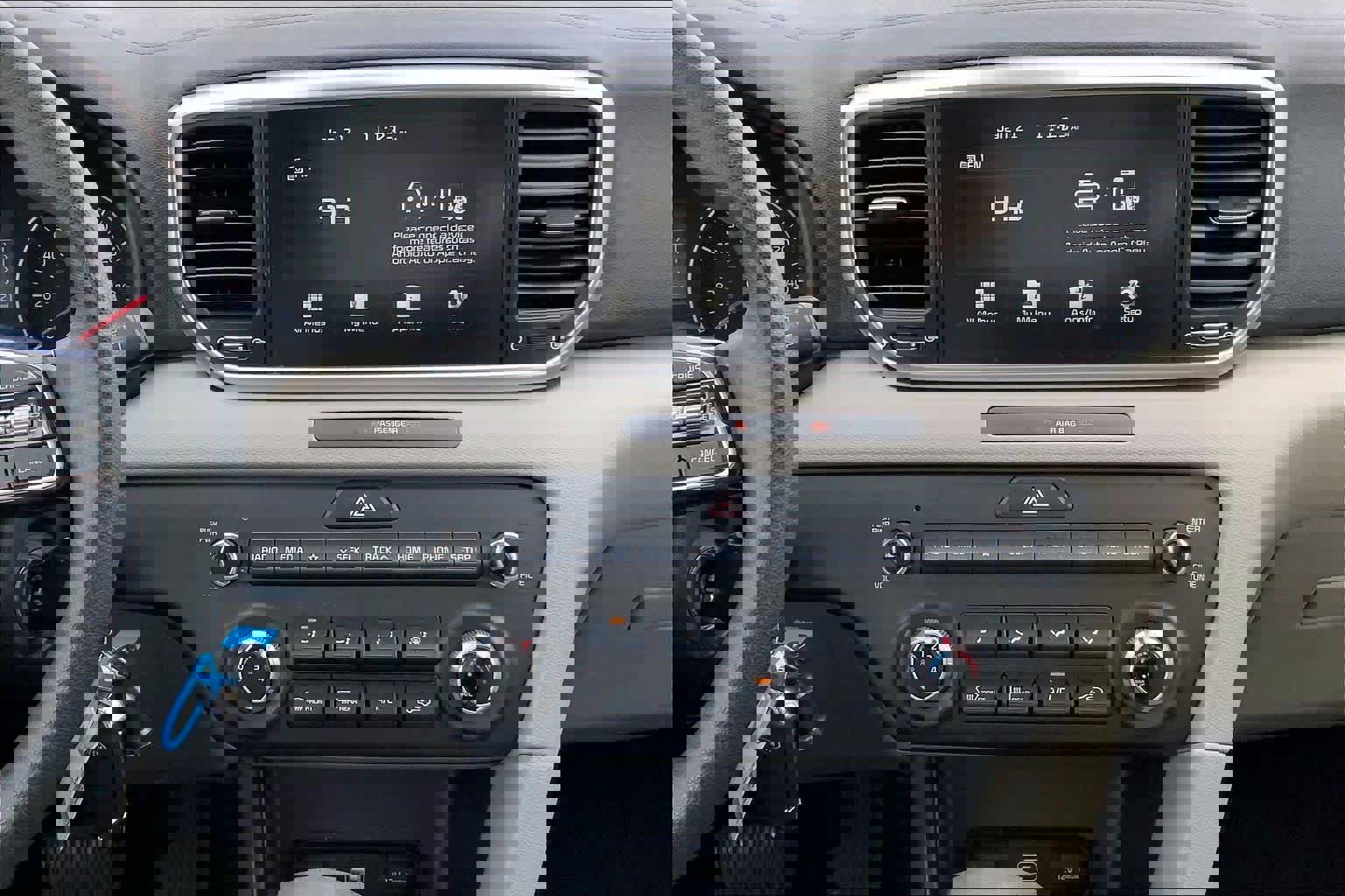 Used 2021 Kia Sportage LX image 8