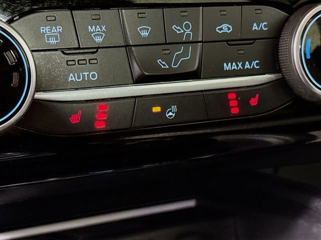 Certified 2022 Ford Escape SE w/ Cold Weather Package image 19