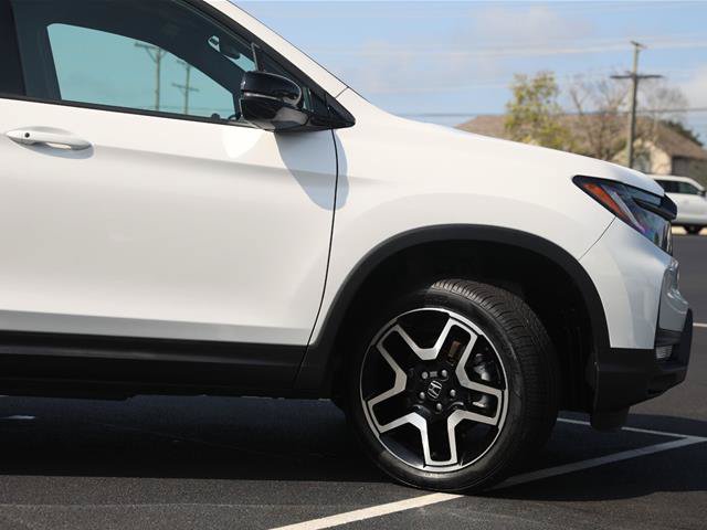 Used 2023 Honda Passport Elite image 5