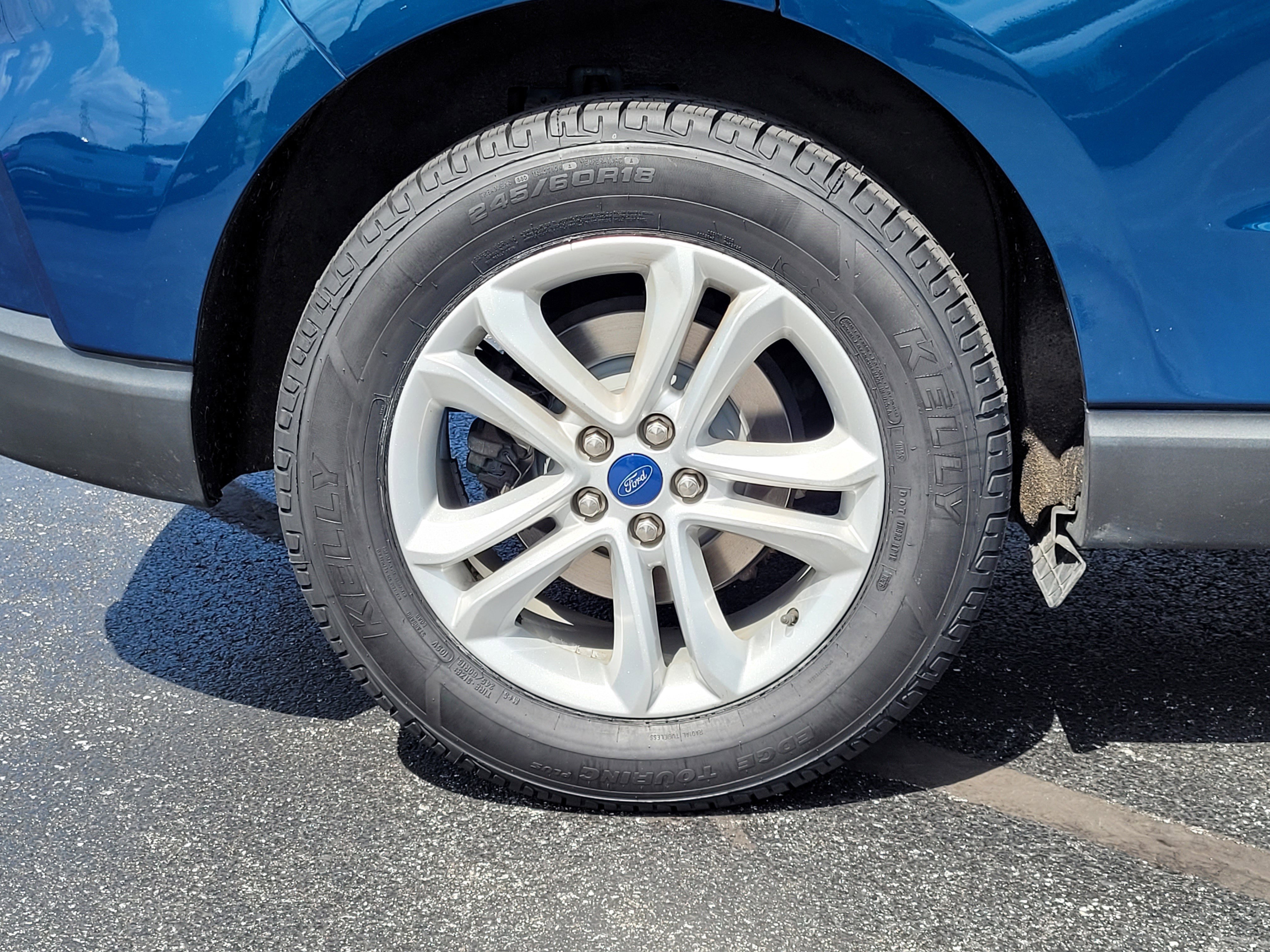 Certified 2020 Ford Edge SEL w/ Convenience Package FWD image 11
