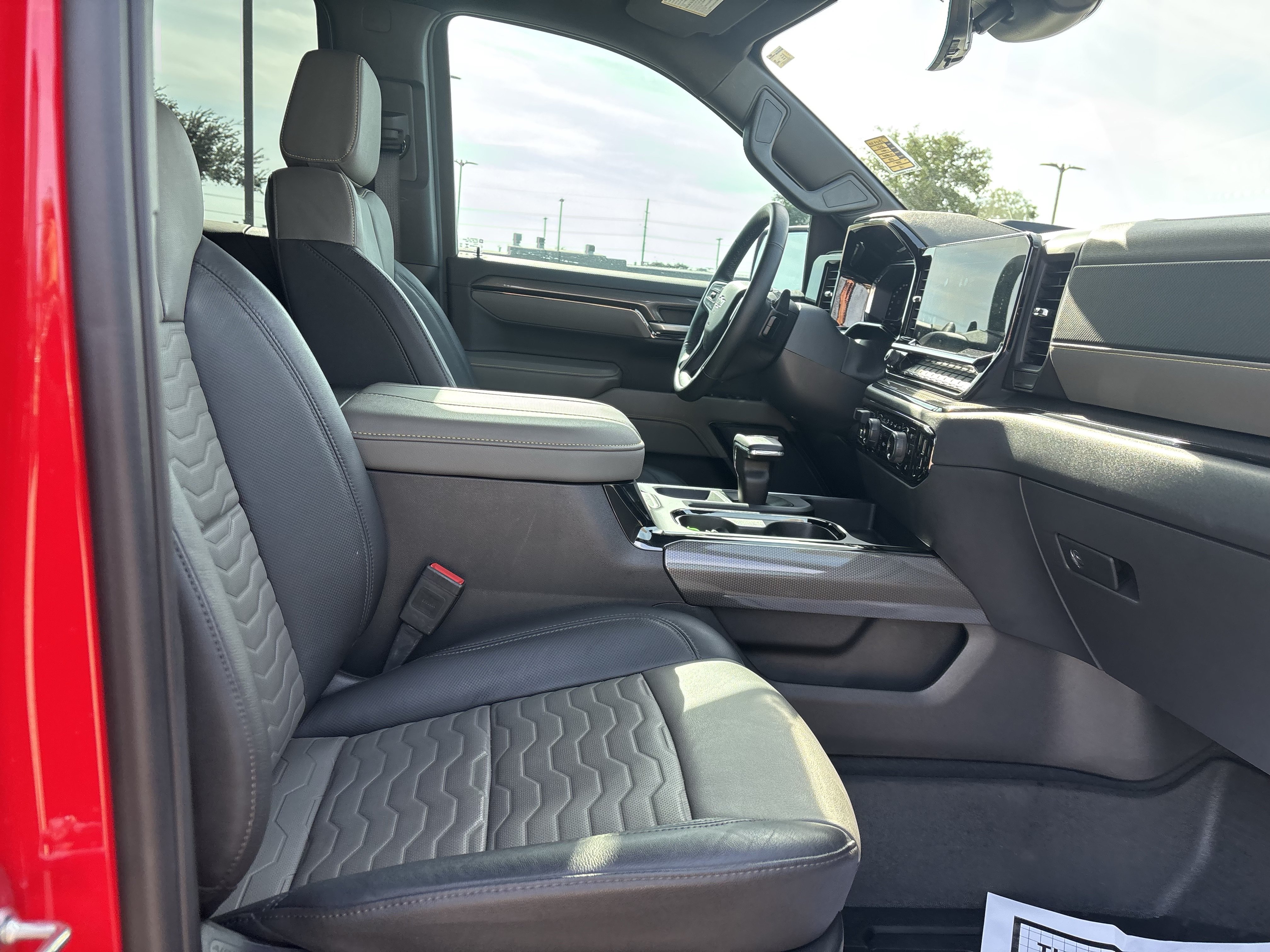 Used 2025 Chevrolet Silverado 1500 ZR2 w/ Technology Package AWD/4WD image 24