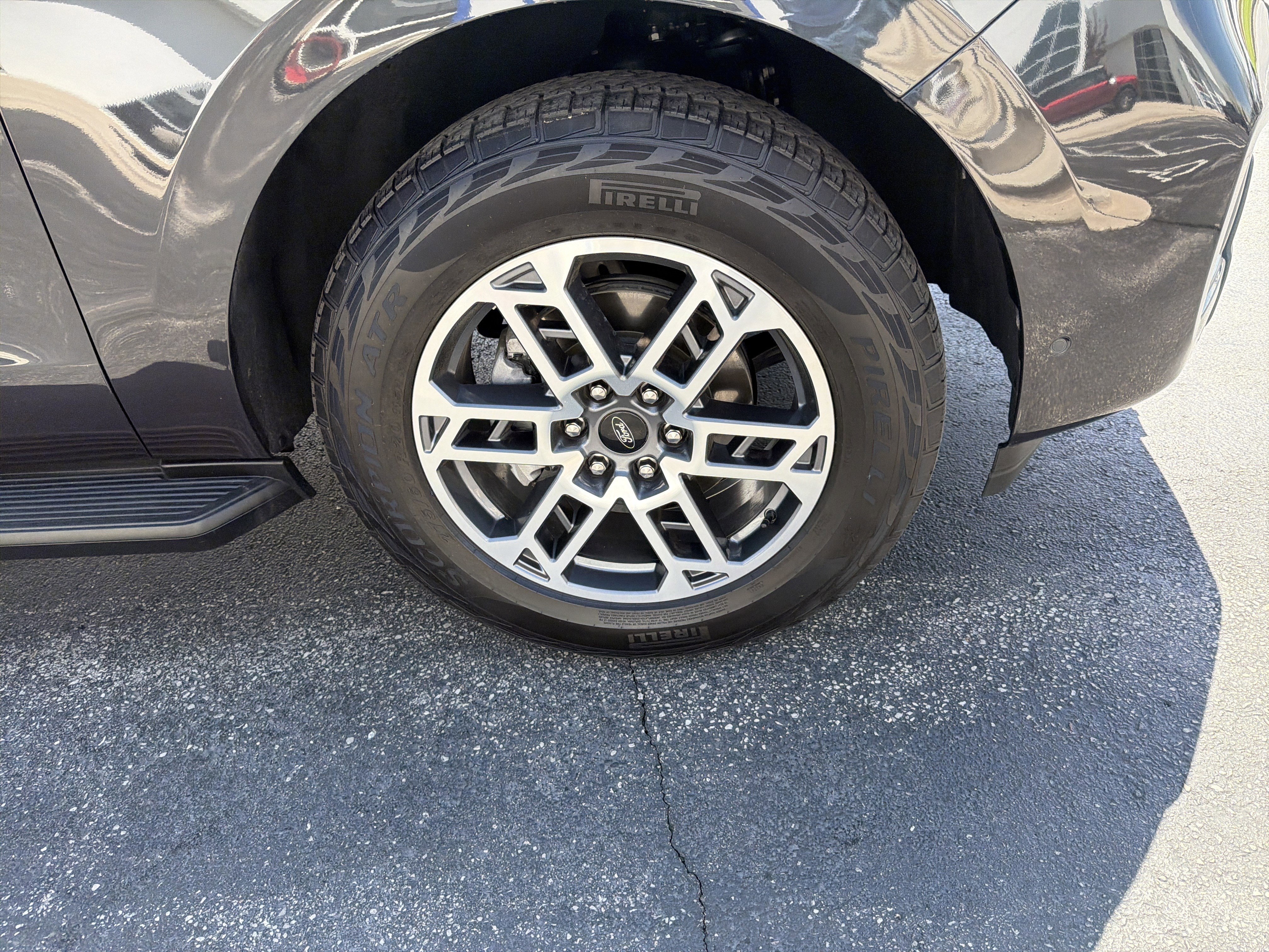 Certified 2025 Ford Expedition Max Active AWD/4WD image 6