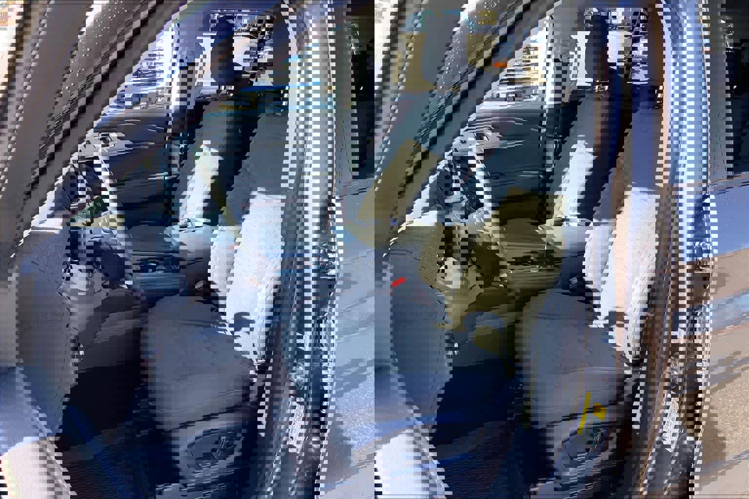 Certified 2025 Ford Explorer Active image 9