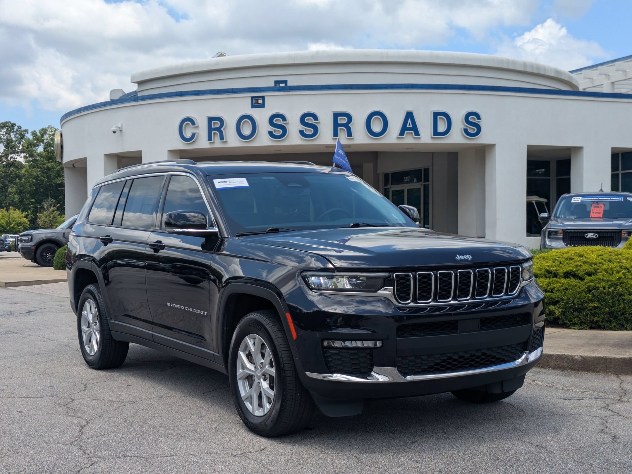 Used 2023 Jeep Grand Cherokee L Limited