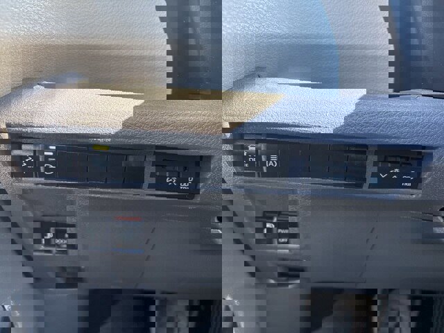 Used 2024 Toyota Sienna XLE image 24