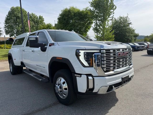 Used 2025 GMC Sierra 3500 Denali w/ Denali Reserve Package AWD/4WD image 6