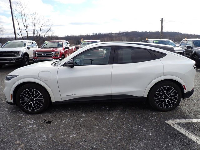 Certified 2025 Ford Mustang Mach-E Premium image 2