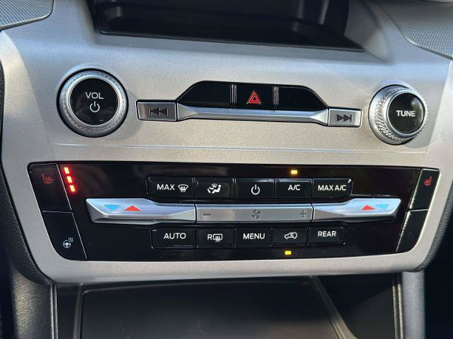 Certified 2023 Ford Explorer XLT w/ Equipment Group 202A AWD/4WD image 19