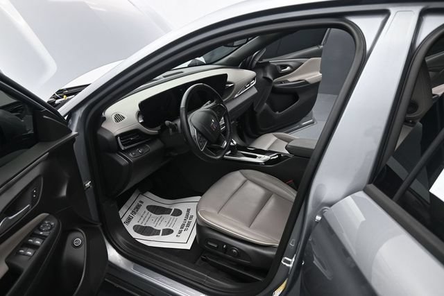 Used 2024 Buick Envista Avenir FWD image 16