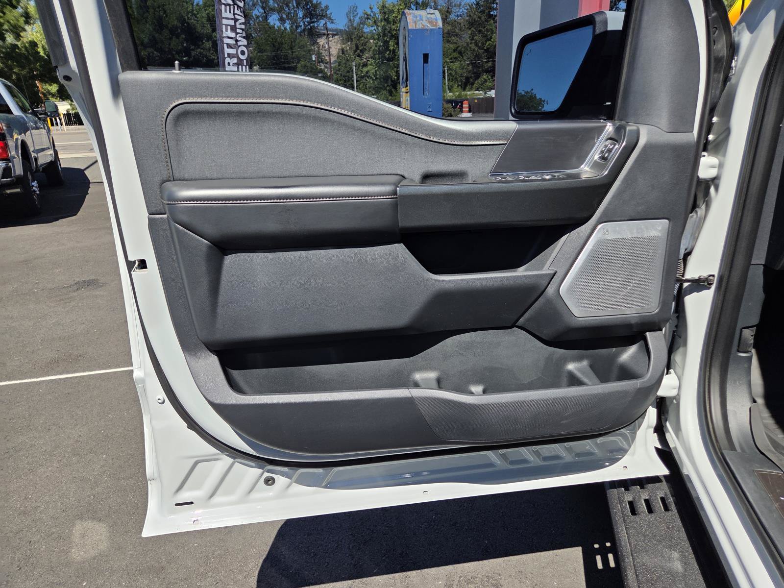 Certified 2023 Ford F150 Raptor w/ Raptor 37 Performance Package AWD/4WD image 12