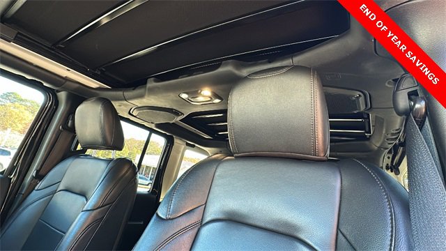 Used 2020 Jeep Wrangler Unlimited Sahara image 31