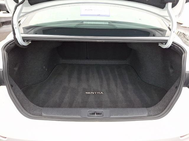 Used 2020 Nissan Sentra SV image 27