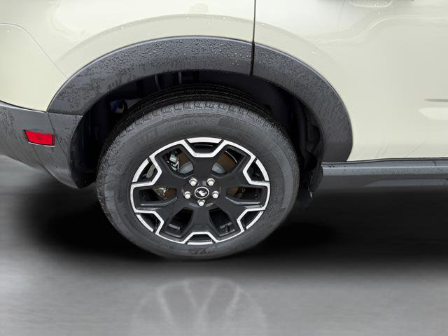Certified 2025 Ford Bronco Sport Outer Banks w/ Outer Banks Tech Package+ AWD/4WD image 30