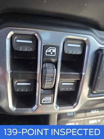 Used 2023 Jeep Wrangler Unlimited Sahara AWD/4WD image 15