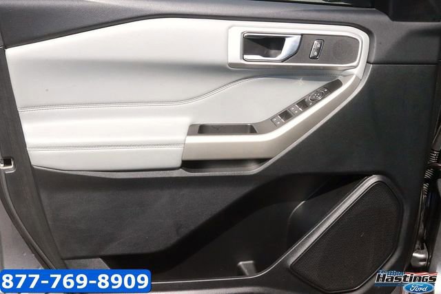 Certified 2022 Ford Explorer XLT w/ Equipment Group 202A image 10