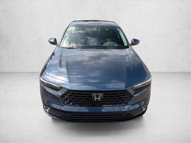 Used 2023 Honda Accord Touring image 2