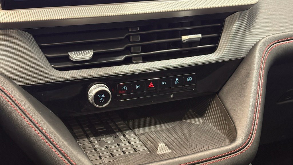 Certified 2025 Ford Explorer ST AWD/4WD image 44