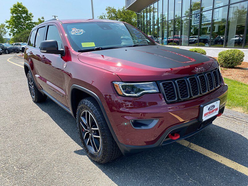 Used 2021 Jeep Grand Cherokee Trailhawk w/ Trailhawk Luxury Group AWD/4WD image 3