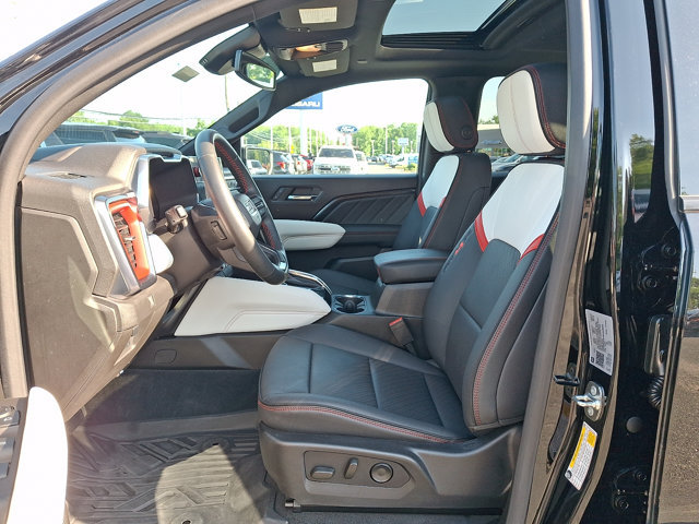 Used 2024 GMC Canyon AT4X AWD/4WD image 19
