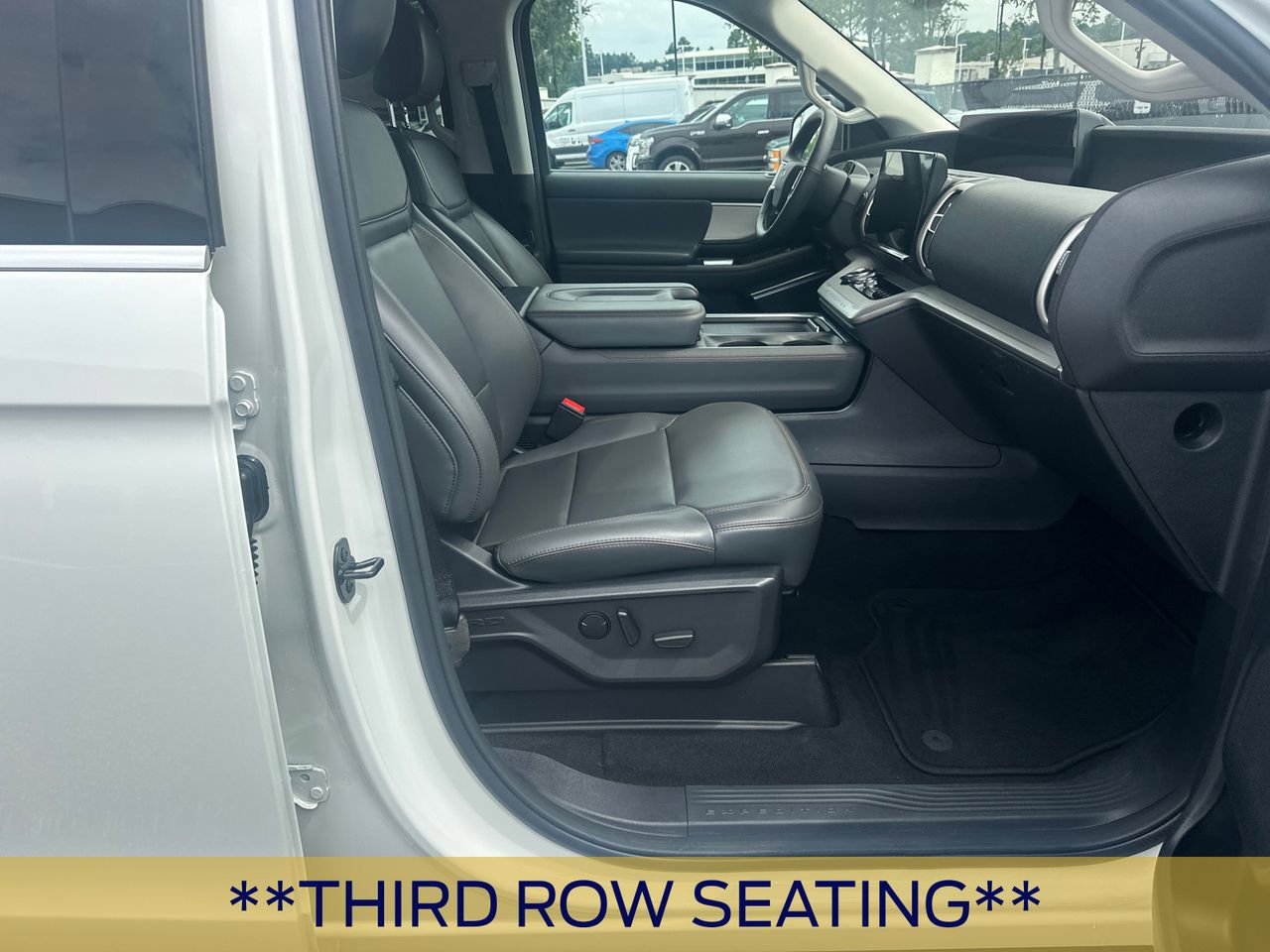 Certified 2025 Ford Expedition Active AWD/4WD image 15