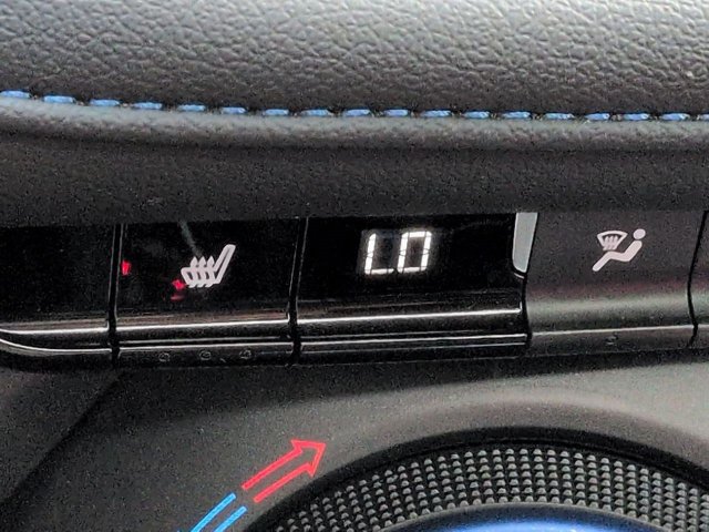 Used 2024 Chevrolet Blazer RS FWD image 23